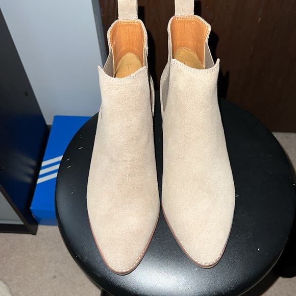 Lucky Brand boots - Picture 2 of 5